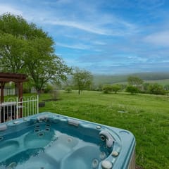 Scenic View Lodging · Scenic View Lodging