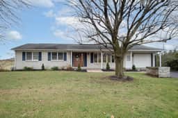 Inglewood Cottage · Inglewood Cottage - Image 2
