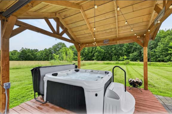 Hillenbrand Hideaway - Image 1
