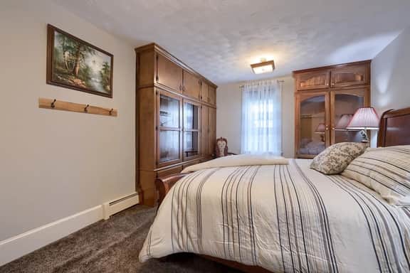 Blue Ribbon Homestead · Blue Ribbon Homestead - Image 4