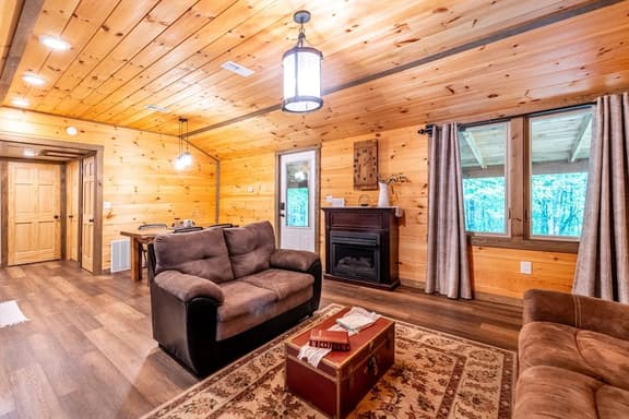 Whispering Pines Retreat - Image 1